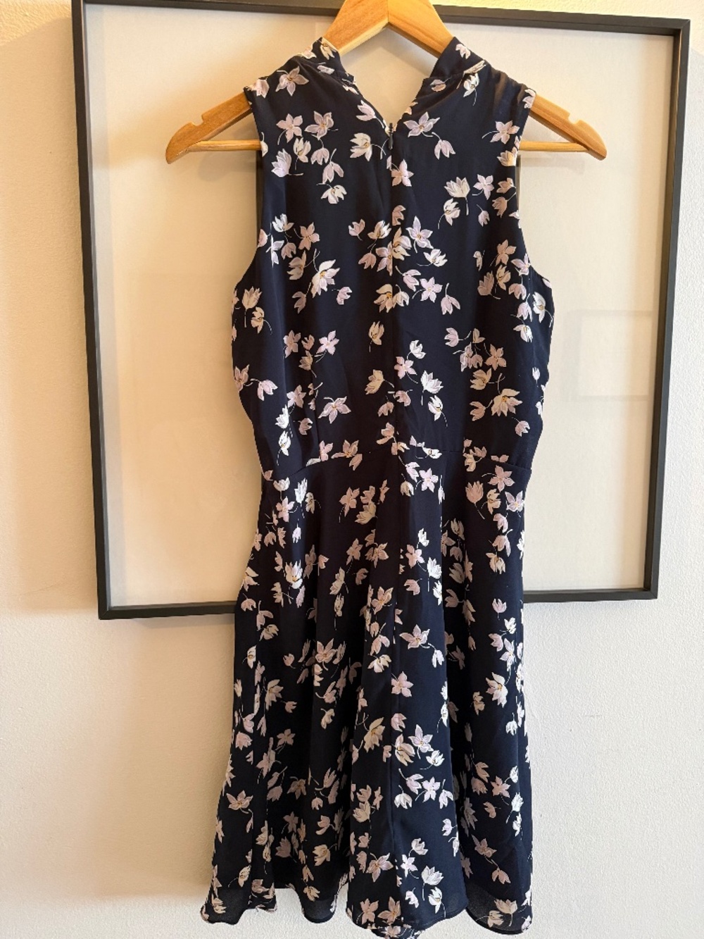 LOFT Navy Blue Floral keyhole dress